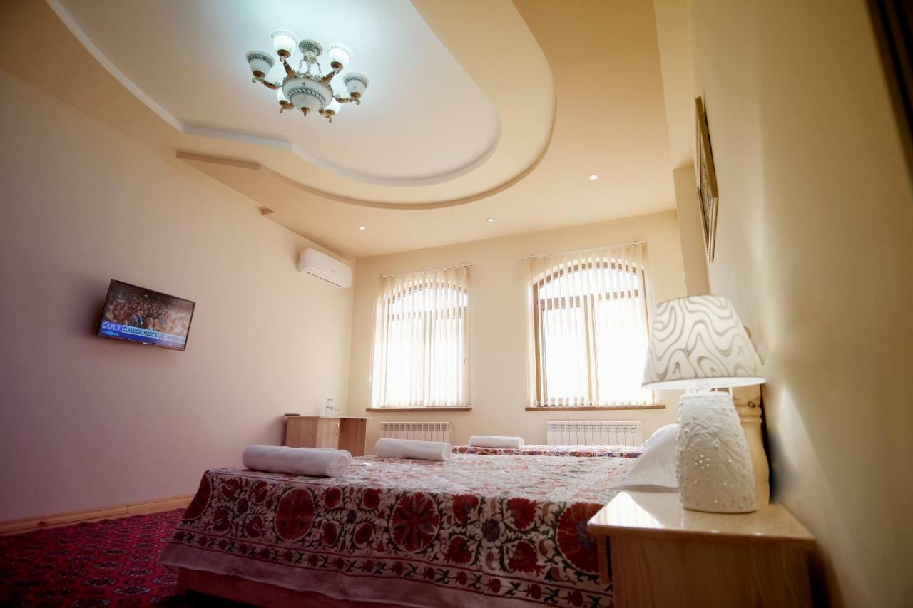 Ismail Hotel Bukhara Exterior photo